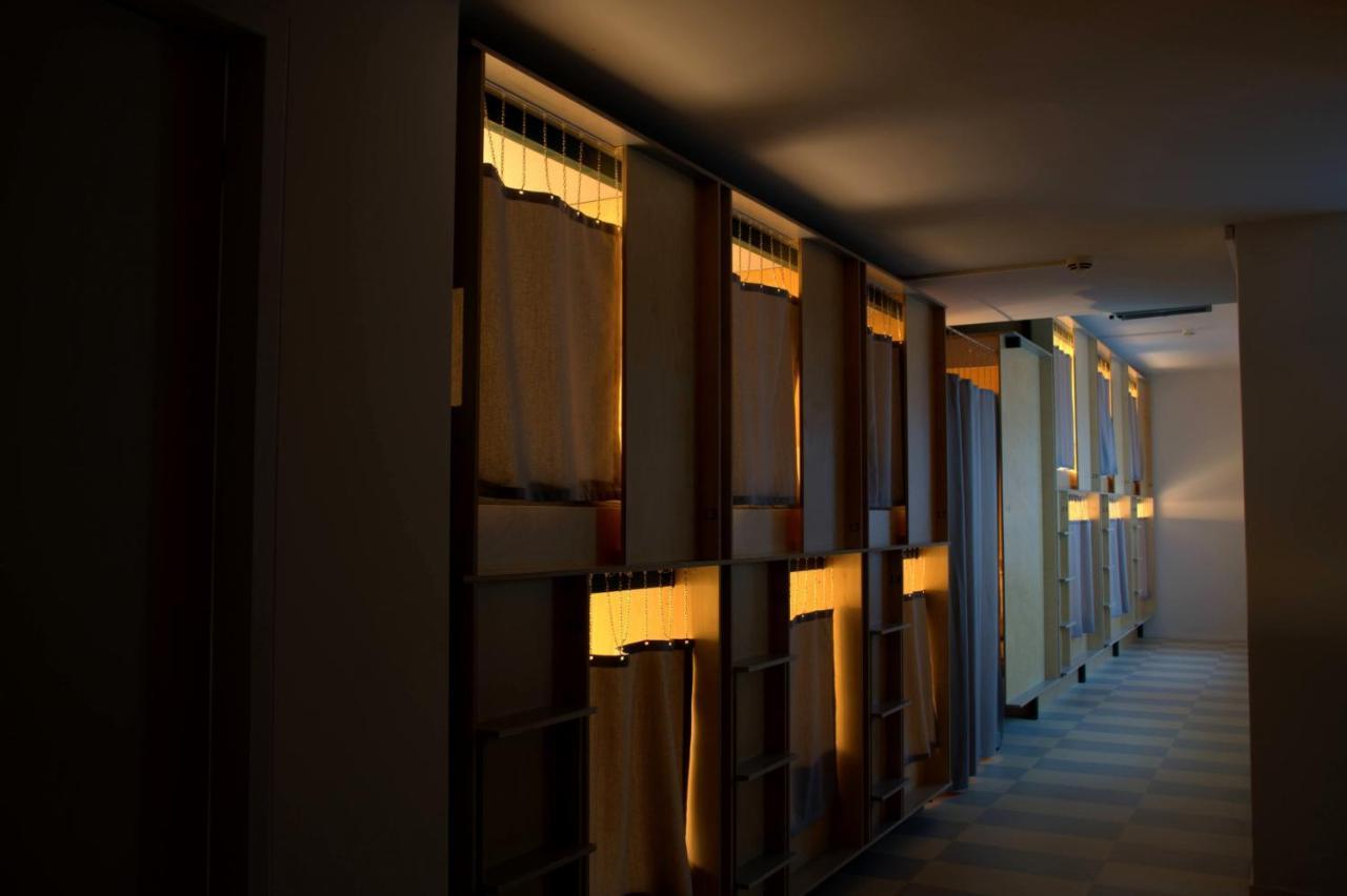 Green Marmot Capsule Hotel Zuerich Екстериор снимка