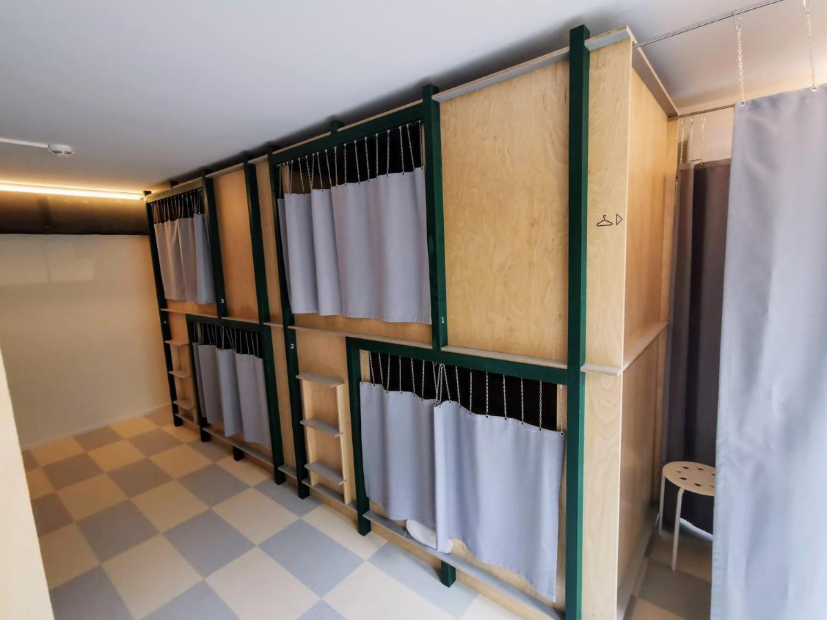 Green Marmot Capsule Hotel Zuerich Екстериор снимка