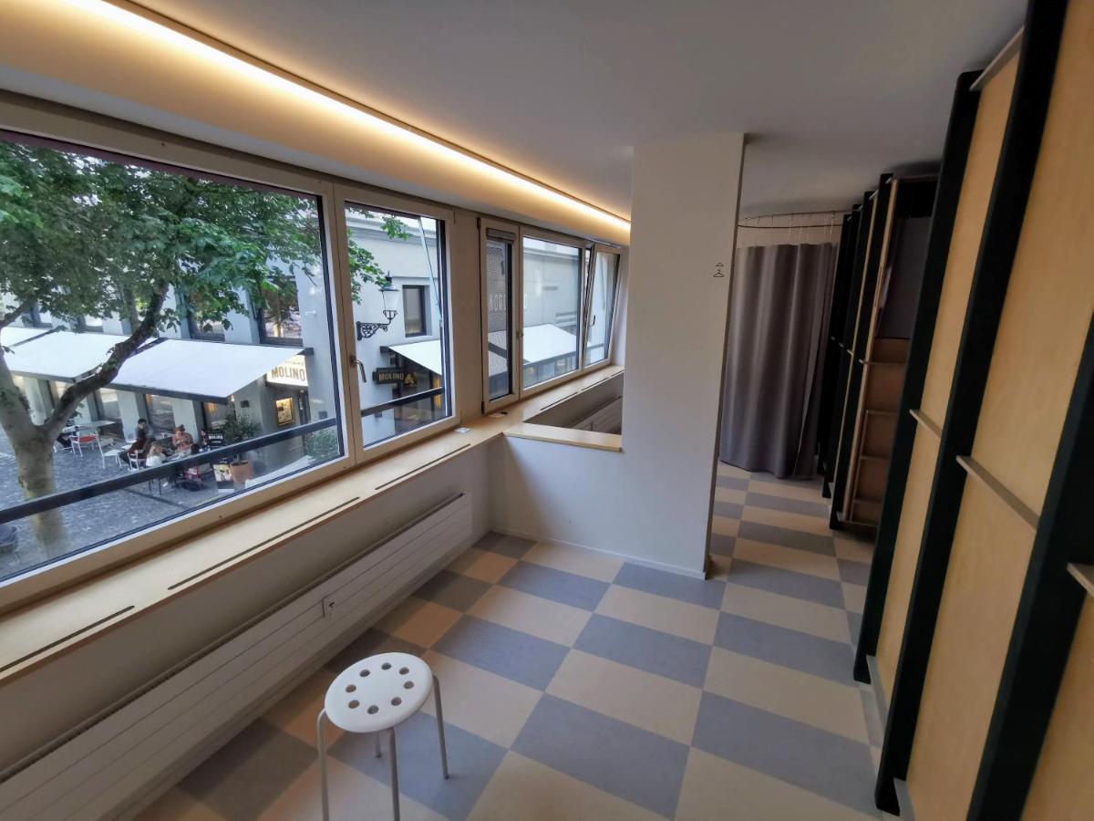 Green Marmot Capsule Hotel Zuerich Екстериор снимка