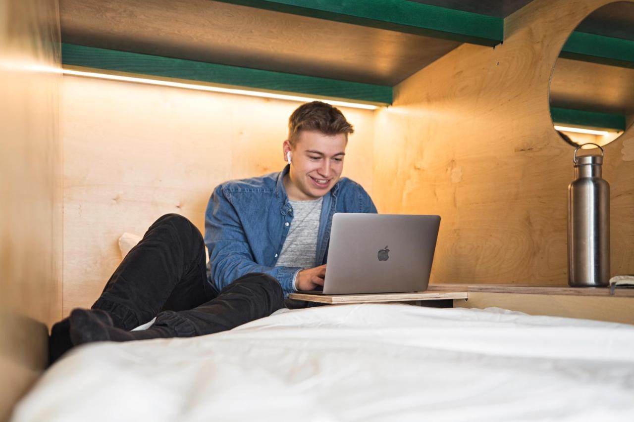 Green Marmot Capsule Hotel Zuerich Екстериор снимка
