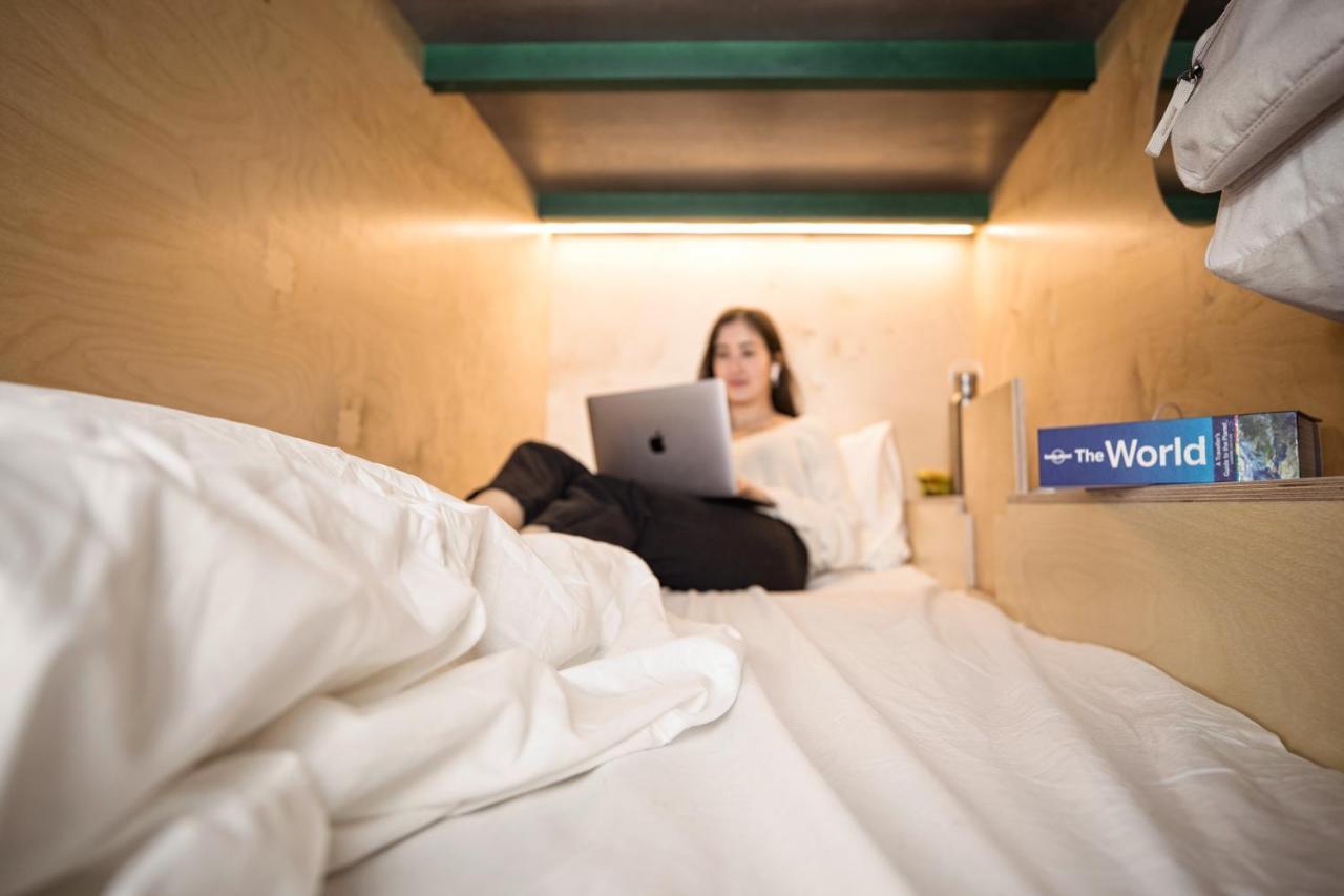 Green Marmot Capsule Hotel Zuerich Екстериор снимка